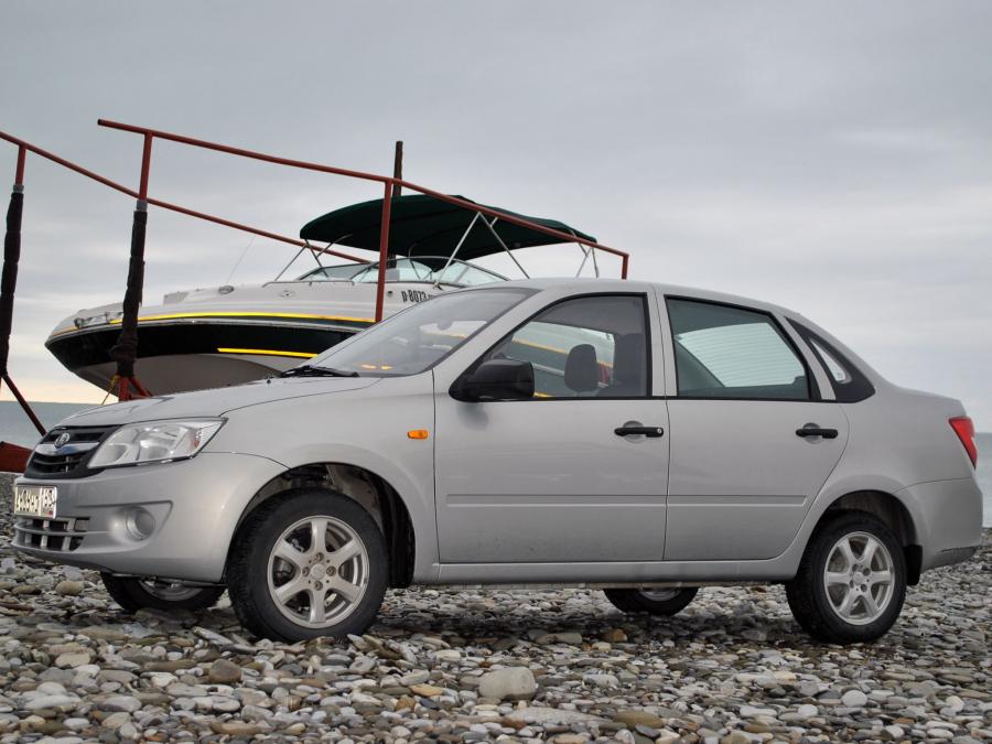  Lada Granta (2190) 2011 года  (фото 8 из 33)